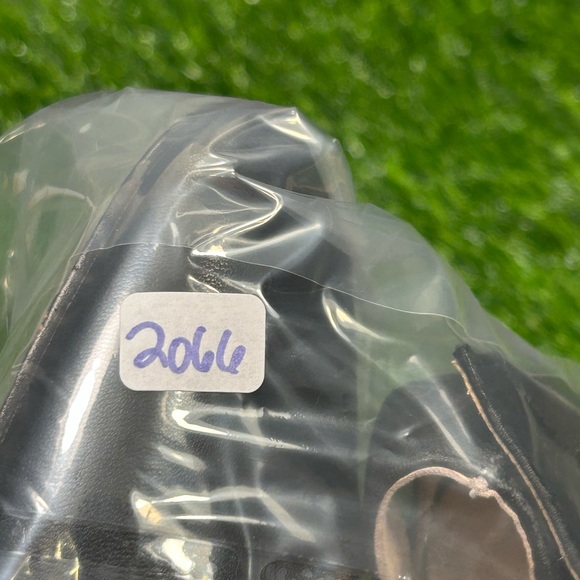 Vince Camuto Attera Flats Women's Size 8 M Black Leather Slip On Ankle Strap - Picture 8 of 8